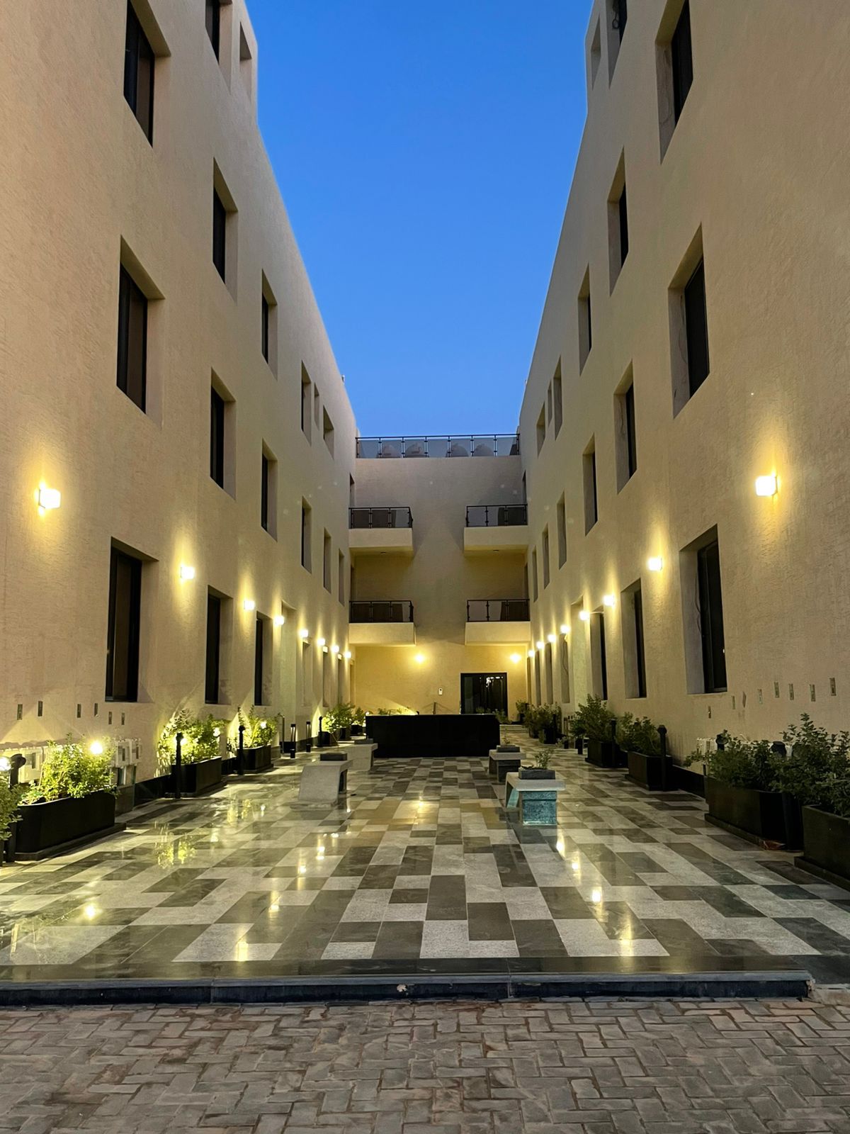 🏙️ **Luxury Apartment for Rent - Prime Capital Location**  
